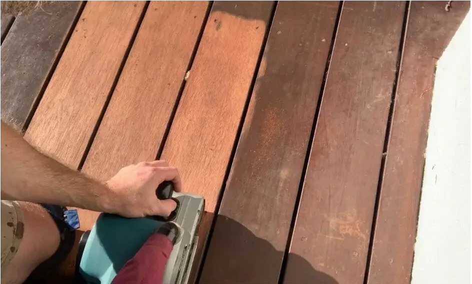 How to Strip Paint Off a Deck